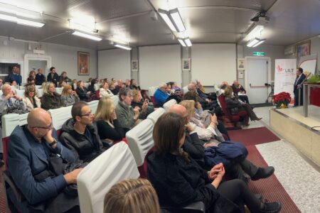 Auguri di Natale LILT e AMCI al Policlinico Morgagni: insieme per la prevenzione e la ricerca