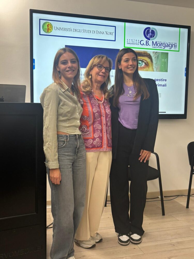 OK c473439f 1717 4a00 b09c 53f61a4bd458 750x1000